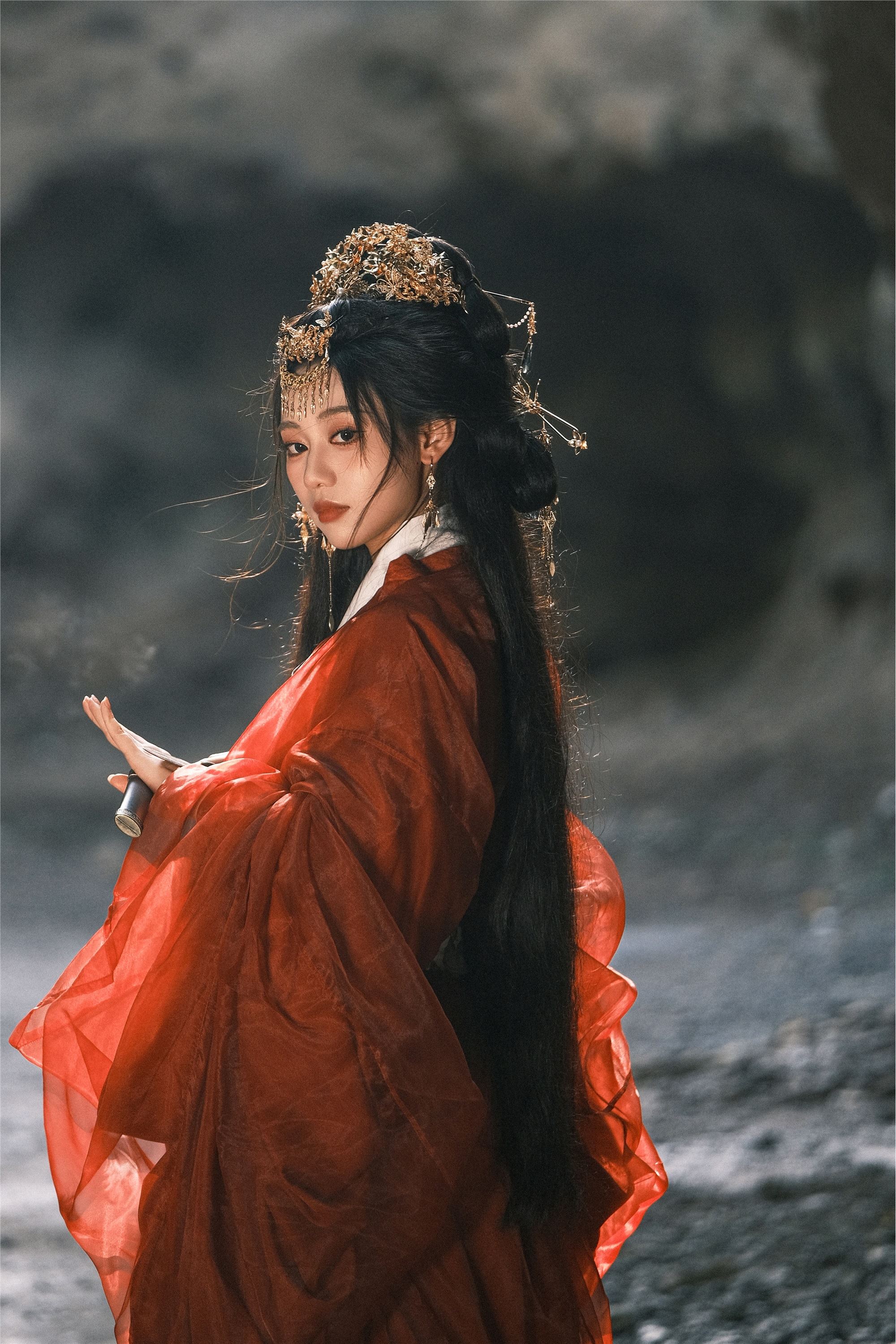 YITUYU艺图语 2025.02.02 亡国公主 七七